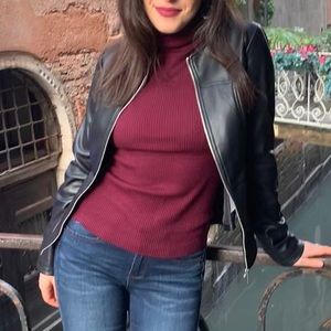 Maroon Fashion Nova turtleneck sweater